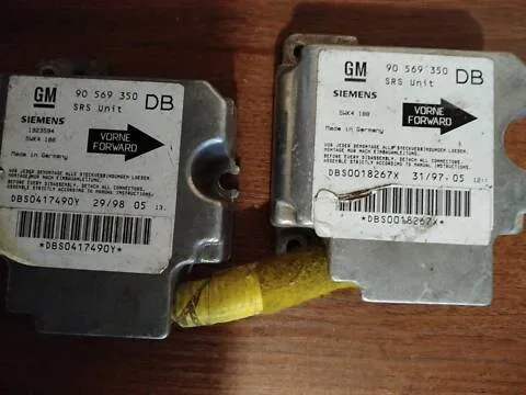 Блок управління AirBag 90569350 Opel Vectra B