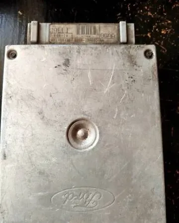 Блок управління двигуном 88GB12A650AA Ford Sierra