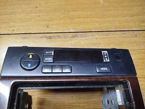 Блок управління клімат-контролем 2852540U01 Nissan Maxima 1995-2000