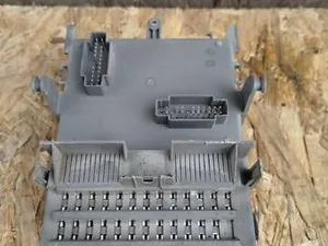 Блок запобіжників 8200449594 Renault Laguna II