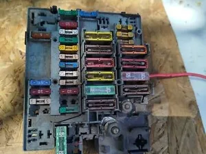 Блок запобіжників 9628024480 Peugeot 607