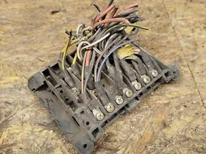 Блок запобіжників 1235400650 Mercedes W123