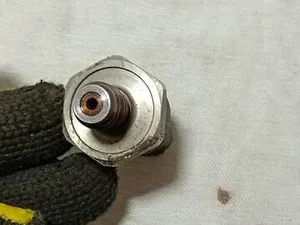 Датчик тиску палива Bosch 0281002522
