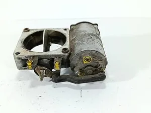 Дросельна заслінка 90410865 Opel Vectra B