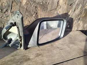 Дзеркало бокове праве Volkswagen Golf III