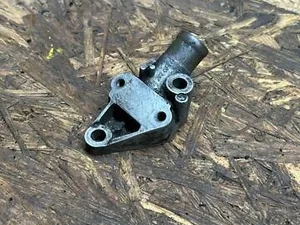 Фланець системи охолодження 1022030073 Mercedes W123 2.3