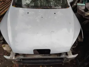 Капот Peugeot 407 SW 2005