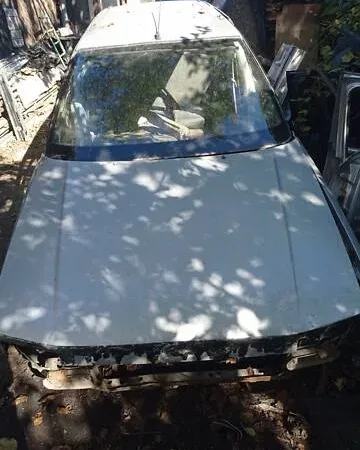 Капот Renault 21