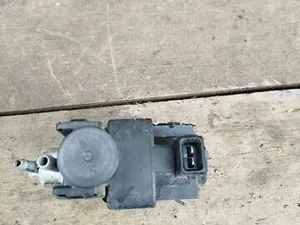 Вакуумний клапан Hyundai/Kia 39450-2A600 Hyundai