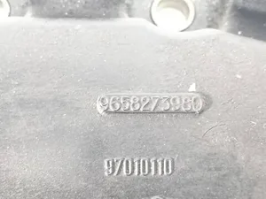 Клапанна Кришка на Пежо 407 607 сітроен с5 с8 Peugeot 407 607 Citroen c5 c8