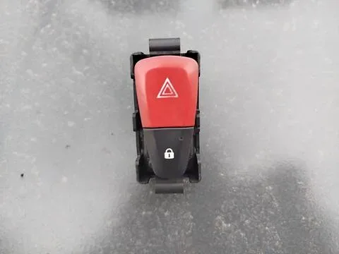 Кнопка аварійки 8200214896 Renault Megane III