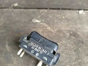 Кнопка склопідіймача 1248208910 Mercedes W124