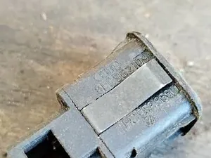 Кнопка сигналізації 8L0962109 Audi A4 B5, A6 C5