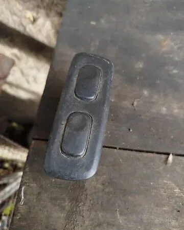 Кнопки склопідіймача 93570-22000 Hyundai Accent