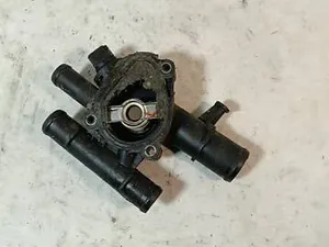 Корпус термостата 7700866730 Renault Kangoo, Laguna 2 1.9 dci