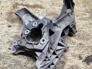 Кронштейн генератора 7700113574 Renault Megane, Scenic 1.9 dci