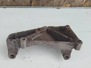 Кронштейн генератора R1031550435 Mercedes W124