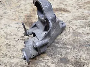 Кронштейн гідропідсилювача 90410645 Opel Omega B, Vectra B