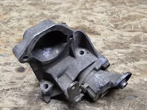 Кронштейн гідропідсилювача 90410645 Opel Omega B, Vectra B