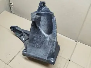 Кронштейн опори двигуна 7M0199207B Volkswagen Sharan 1.9 tdi