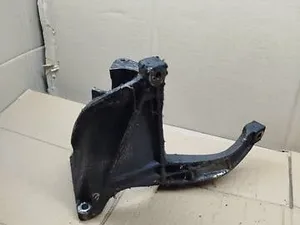 Кронштейн опори двигуна 7M0199207B Volkswagen Sharan 1.9 tdi