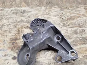 Кронштейн опори двигуна Лівий 4B0199351B Volkswagen Passat B5, Audi A6 C5