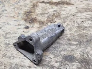 Кронштейн опори двигуна Правий 1022234204 Mercedes W124