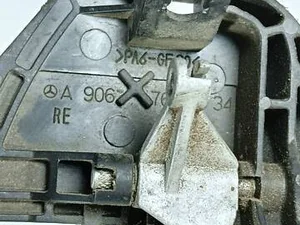 Кронштейн ручки дверей Правий Передній A9067601034 Mercedes Sprinter 906