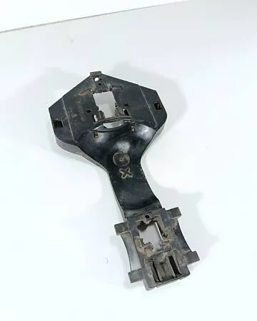 Кронштейн ручки дверей Правий Передній A9067601034 Mercedes Sprinter 906