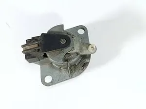 Личинка замка багажника BMW E39