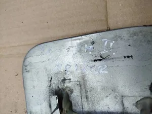 Лючок бензобака 8200073760 Renault Megane II