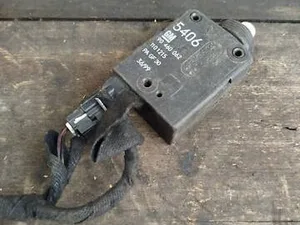 Моторчик, привід замка багажника 90460062 Opel Astra G Vectra B