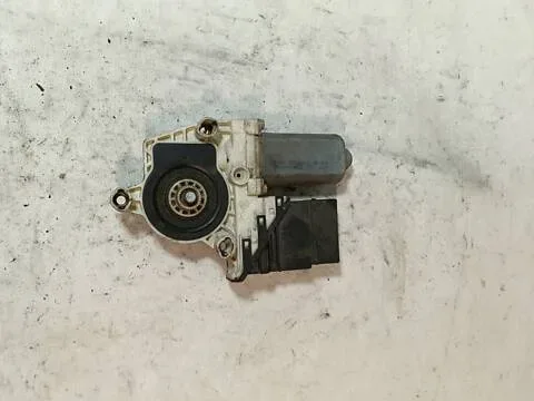 Моторчик склопідйомника задній правий 053600600 Volkswagen Tiguan