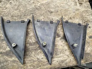 Накладка дзеркала Права трикутник 90464346 Opel Vectra B