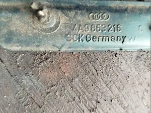 Накладка крила молдинг Задній 4A9853215,  4A9853216 Audi A6 C4