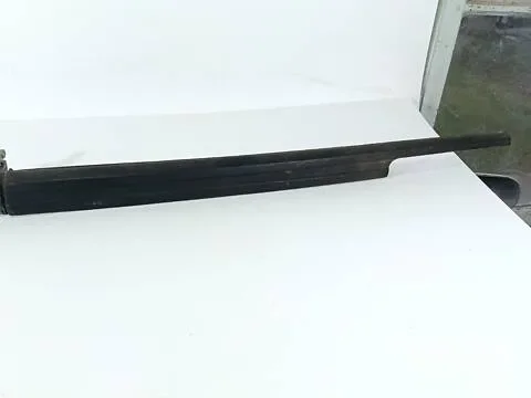 Накладка кришки багажника 165827577, 165827578 Volkswagen Jetta 2