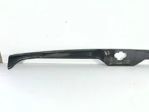 Накладка порога багажника 333863459 Volkswagen Passat B3