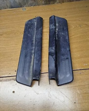 Накладка порога задня  Nissan Maxima 1995-2000