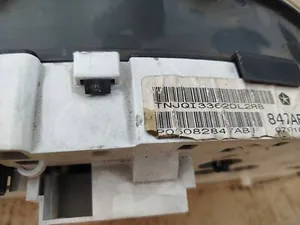 Панель приладів P05082847AB Chrysler Town and Country 4 3.8