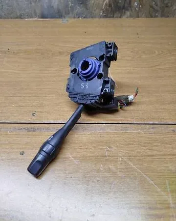 Перемикач поворотів Nissan Maxima A32 1995-2000 niles 14509