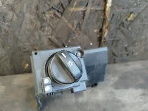 Перемикач світла фар  2105451404 Mercedes W210