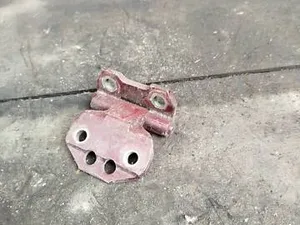 Петля дверей Mercedes W124