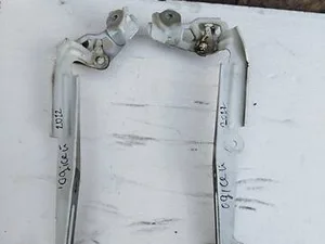 Петля капота Honda Odyssey