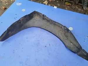 Підкрилок Лівий Передній 90186872 Opel Kadett
