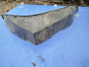 Підкрилок Лівий Передній 90186872 Opel Kadett