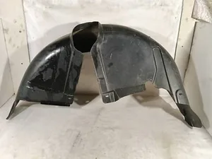 Підкрилок Лівий Задній 1J0810971E Volkswagen Golf IV