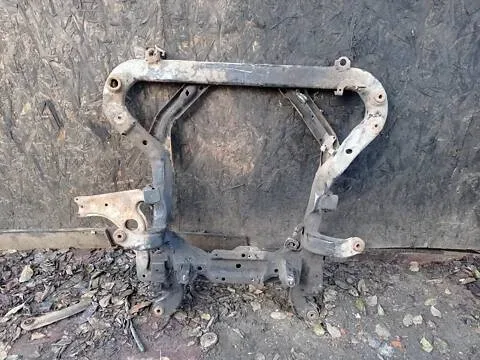 Підрамник передній Opel Vectra B