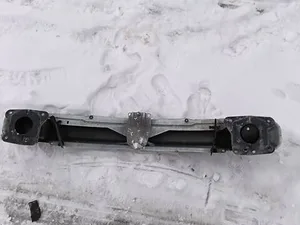 Підсилювач бампера Передній Renault Laguna II