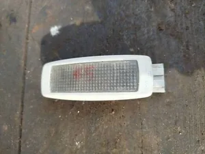Плафон освітлення салону 389947101A Volkswagen Passat B5