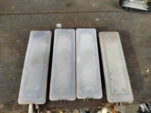 Плафон освітлення салону задній 0018200601 Mercedes W124